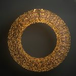 Decoratiune Craciun, Instalatie electrica in forma de coronita, 70cm diametru, 4800 LED-uri