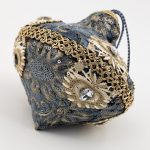 Decoratiune Craciun, Glob cu catifea, broderie cu paiete si pietre, albastru, 24cm - imagine 4