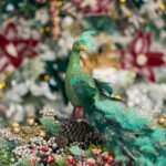 Decoratiune Craciun, pasare paun cu glitter, verde, 66cm - imagine 2