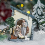 Decoratiune Craciun, Sceneta Sfanta Familie din rasina, maro, 17 cm - imagine 3