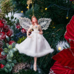Decoratiune Craciun, Zana de agatat in brad, alba, 15 cm - imagine 3