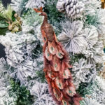 Decoratiune Craciun, pasare paun cu glitter, maro, 36cm - imagine 4