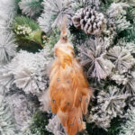 Decoratiune Craciun, pasare paun cu strasuri, piersica, 31cm - imagine 4