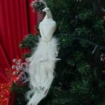 Decoratiune Craciun, Pasare paun cu strasuri si glitter, alb, 28cm - imagine 4