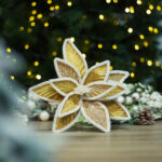 Decoratiune brad, floare Craciunita artificiala catifea si glitter, auriu,  Ø24cm - imagine 2