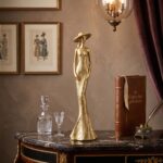 Statueta femeie cu palarie, Auriu, 30cm - imagine 2