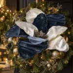 Decoratiune Craciun, Floare decorativa cu catifea , albastru si auriu, 35cm - imagine 2
