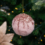Decoratiune Craciun, Glob din puf si paiete roz , 10 cm - imagine 4