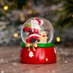 Decoratiune Craciun, Glob din sticla cu zapada, rosu, 9*7.5 cm - imagine 5