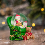 Decoratiune Craciun, Glob din sticla pe suport fotoliu, 7*6 cm - imagine 4