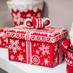 Decoratiune Craciun, Bomboniera Cutie de cadou, rosu, 21*15*18 cm - imagine 3