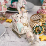 Decoratiune Craciun, Soricei in saniuta, 15 cm - imagine 3