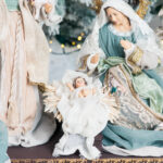 Decoratiune Craciun, Scena Nasterii 4 piese- 6 figurine verde, 35 cm - imagine 7
