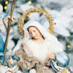 Decoratiune Craciun, Sceneta Sfanta Familie pe suport de lemn, albastru  45 cm - imagine 6