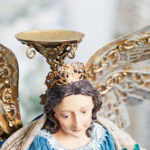 Decoratiune Craciun, Inger pe stativ, albastru, 55 cm - imagine 6