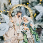 Decoratiune Craciun, Sceneta Scena Nasterii pe stativ, verde, 47 cm - imagine 8