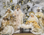 Decoratiune Craciun, Scena Nasterii 4 piese - 6 Figurine, bej cu auiu, 36 cm - imagine 2