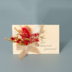 Martisor tip felicitare, Buchetel Flori Uscate rosu cu galben