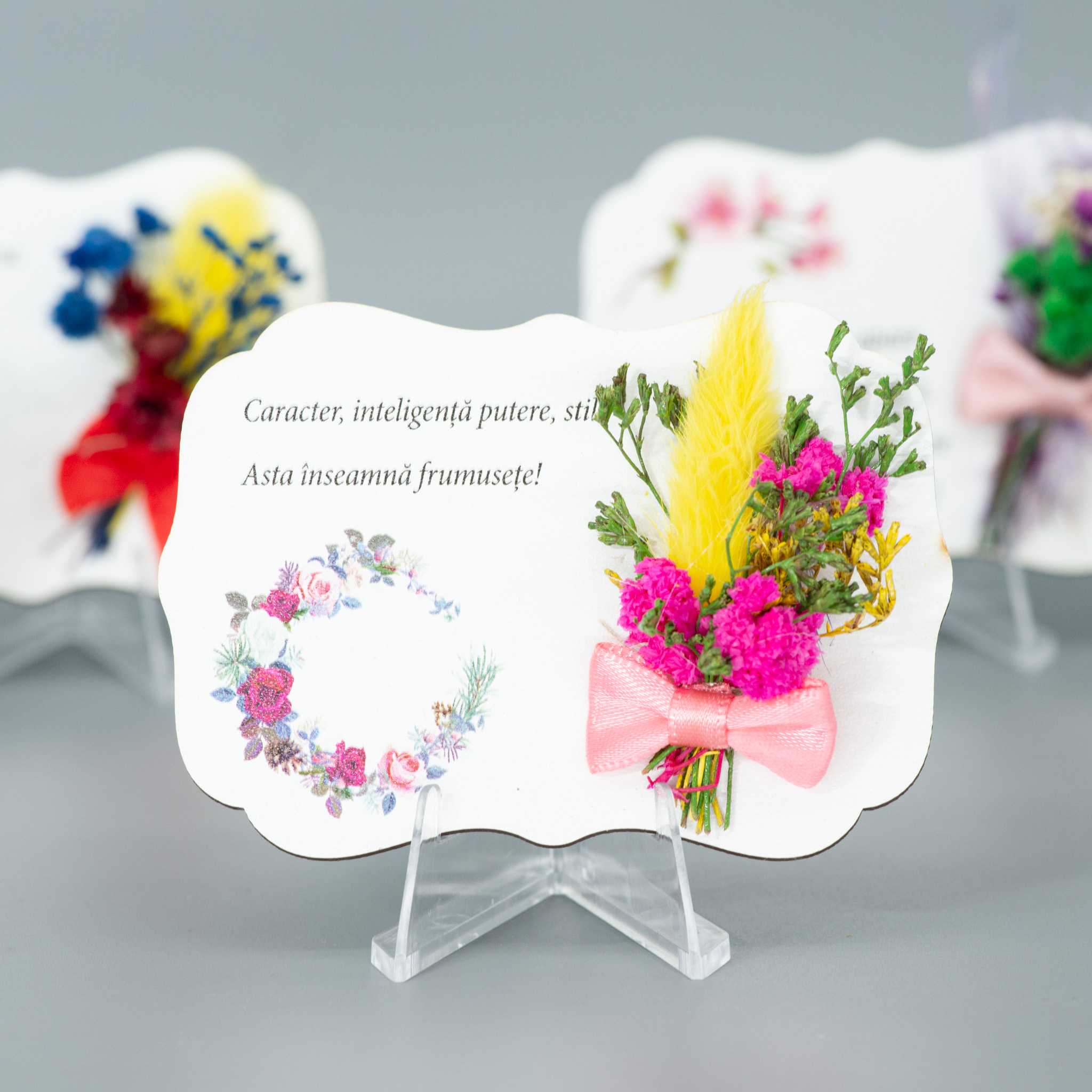 _EEE3198 Martisor lemn cu magnet, Print UV si flori uscate